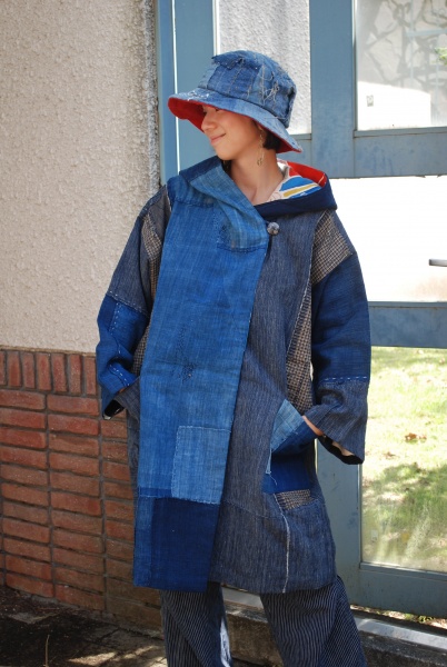 古布の服・襤褸フードコートと帽子｜杉浦和子の世界、衣・食・住・人の旅