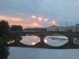 アルノ川の夕陽。これで夜9時です