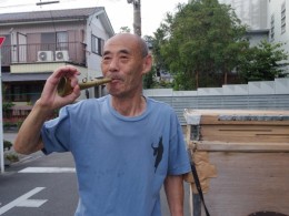 こういう光景も、珍しくなりました。御年７８歳。