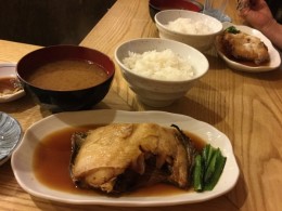 かれいの煮付けと、ご飯、シジミの味噌汁。 日本人だね。最高！